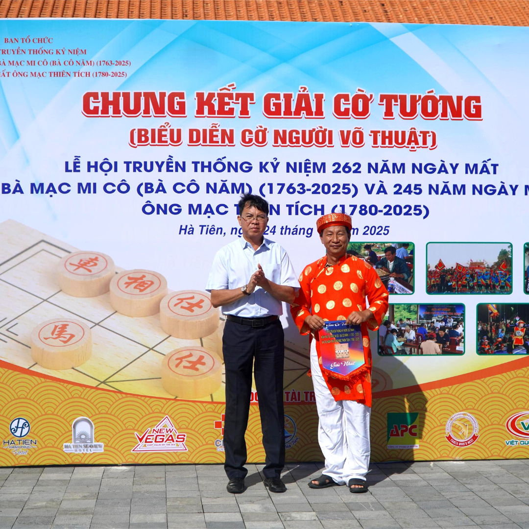 Sôi Nổi Trận Chung Kết Giải Cờ Tướng (Cờ Người Võ Thuật) Tại Hà Tiên, An Giang